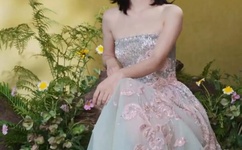 初中女生喊疼男生越往里寨游戏